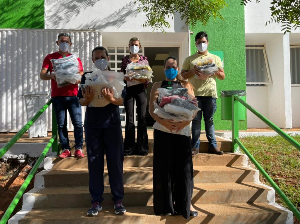 HEF oferece roupas e kit de higiene pessoal a pacientes admitidos